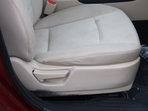 Used 2017 Subaru Outback 2.5i Premium image 21