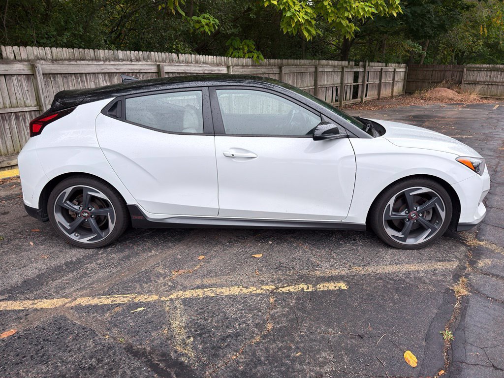 Used 2019 Hyundai Veloster Turbo Ultimate FWD image 10