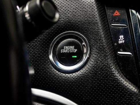 Used 2019 Cadillac XTS Luxury image 24