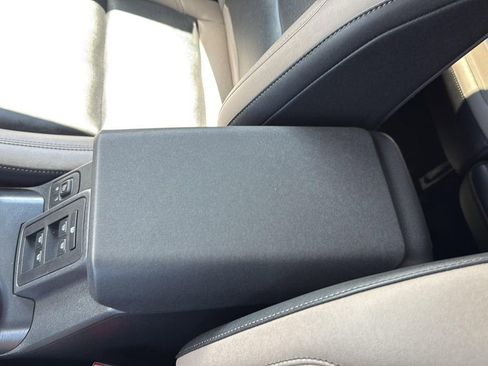 Used 2024 Ford Bronco Big Bend w/ Sasquatch Package image 22