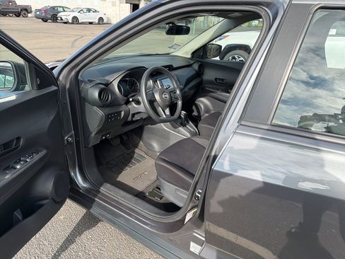 Used 2023 Nissan Kicks S image 6