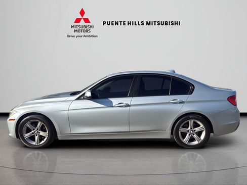 Used 2013 BMW 328i Sedan RWD image 8