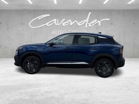 New 2026 Nissan Kicks SR FWD image 14