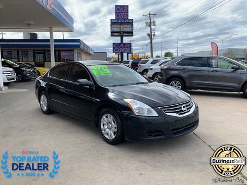 Used 2012 Nissan Altima 2.5 S image 1