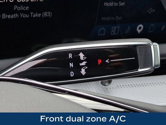 Used 2025 Cadillac Optiq Luxury 2 w/ LPO, Floor Liner Package AWD/4WD image 11