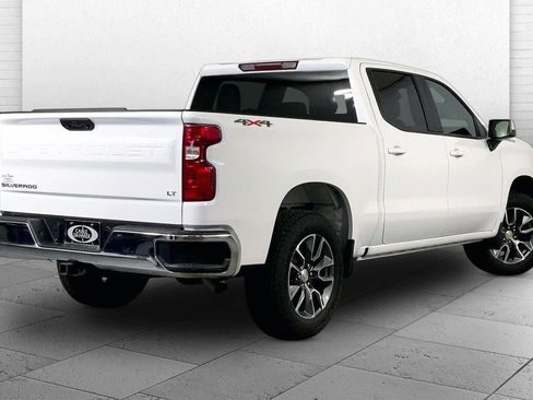 Used 2024 Chevrolet Silverado 1500 LT image 13