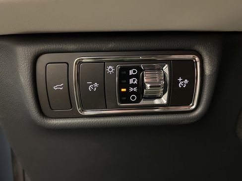 Used 2026 Lincoln Aviator Reserve image 24