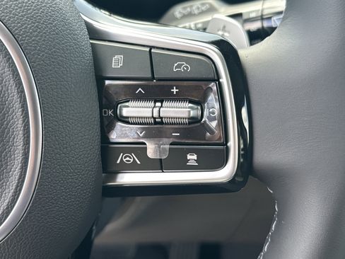 New 2026 Kia Carnival LXS FWD image 20