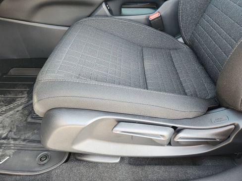 New 2026 Honda HR-V LX image 29