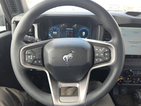 Used 2025 Ford Bronco 2-Door w/ Sasquatch Package image 13