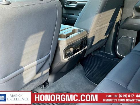 Used 2022 GMC Sierra 1500 Elevation image 10