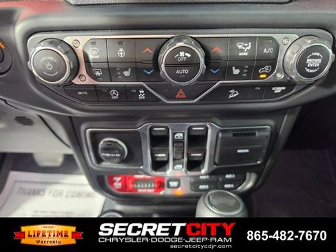 Used 2020 Jeep Wrangler Unlimited Rubicon AWD/4WD image 24