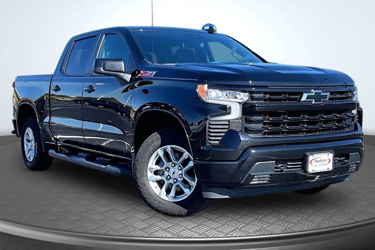 Used 2024 Chevrolet Silverado 1500 RST w/ Convenience Package II AWD/4WD image 13