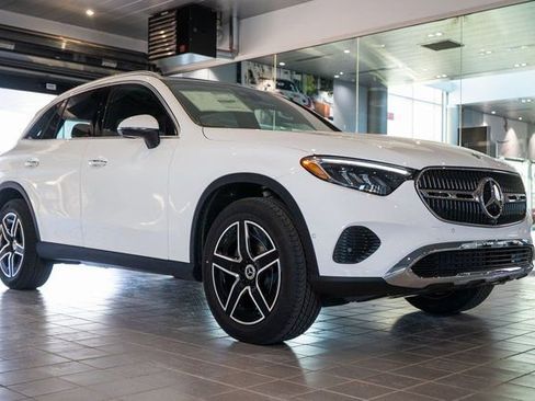 New 2026 Mercedes-Benz GLC 300 4MATIC image 1