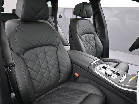 New 2026 BMW X5 xDrive50e w/ Executive Package image 22