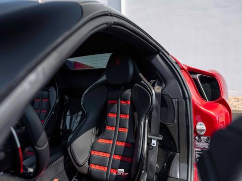 Used 2025 Ferrari SF90 Spider AWD/4WD image 31