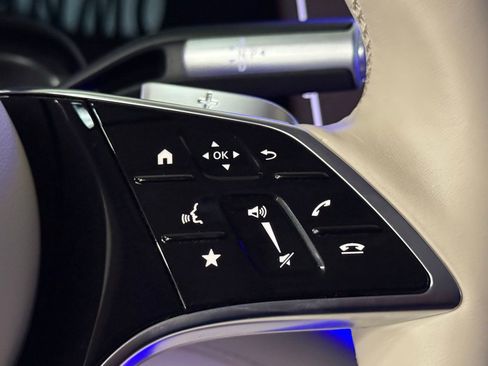 Certified 2023 Mercedes-Benz EQS 580 580 image 27