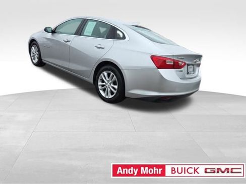 Used 2018 Chevrolet Malibu LT image 14
