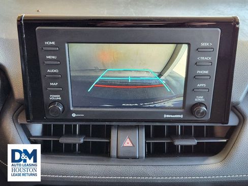 Used 2022 Toyota RAV4 LE image 25