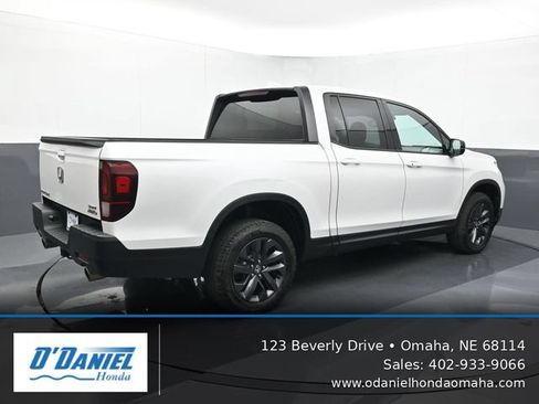Used 2023 Honda Ridgeline Sport image 6