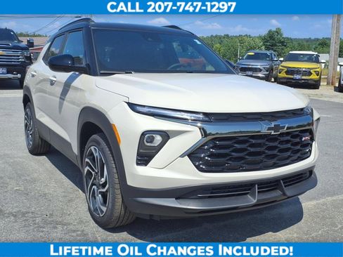 Used 2026 Chevrolet TrailBlazer RS image 3