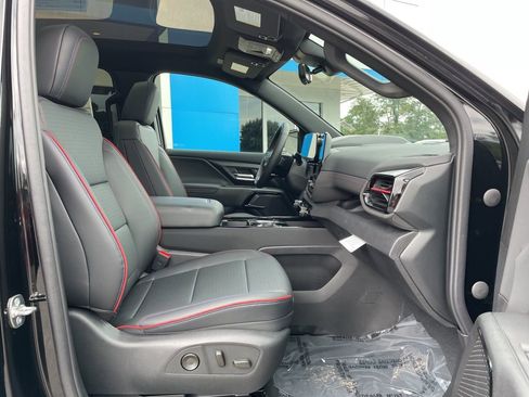 New 2024 Chevrolet Silverado EV RST AWD/4WD image 44