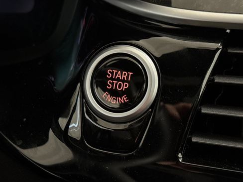 Certified 2023 BMW 540i w/ M Sport Package image 33