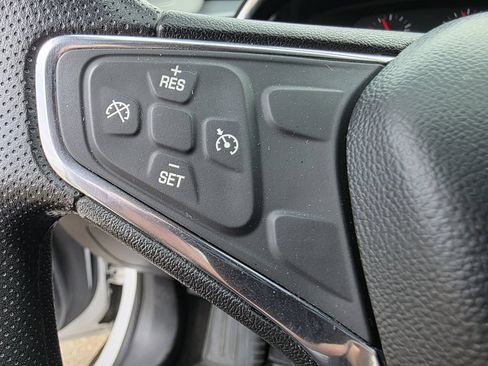 Used 2020 Chevrolet Malibu LT FWD image 30