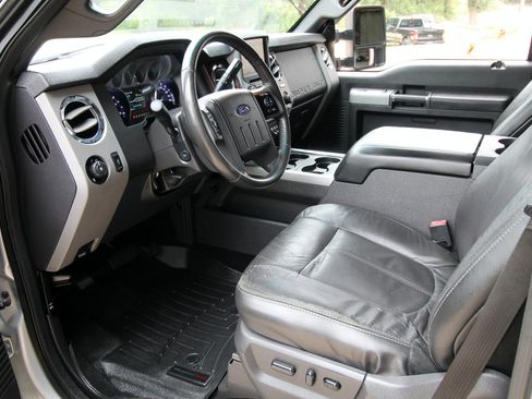 Used 2015 Ford F350 Lariat AWD/4WD image 22