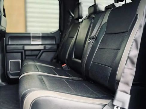 Used 2018 Ford F150 Raptor w/ Equipment Group 802A Luxury AWD/4WD image 9