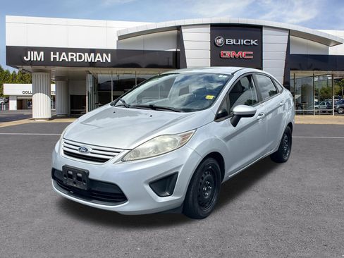 Used 2012 Ford Fiesta S FWD image 3