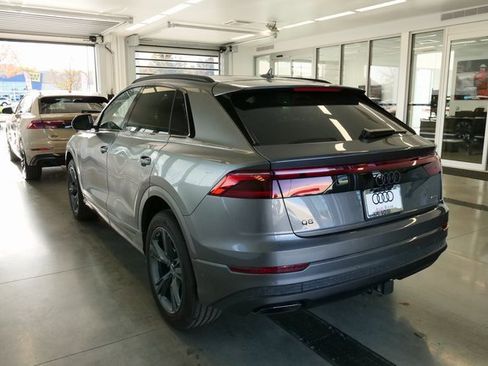 New 2026 Audi Q8 Premium image 4