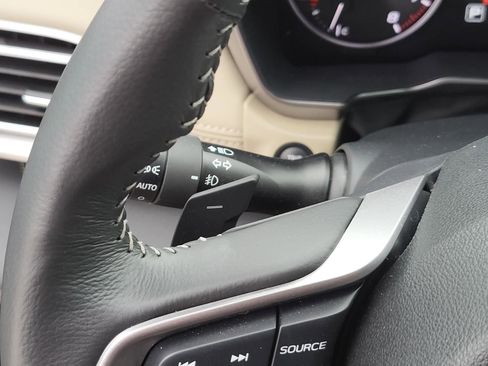 Certified 2025 Subaru Outback Limited XT image 29