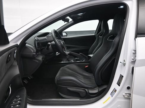 Used 2022 Hyundai Elantra N FWD image 24