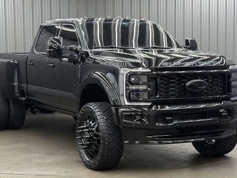 Used 2026 Ford F450 Platinum w/ FX4 Off-Road Package AWD/4WD image 7