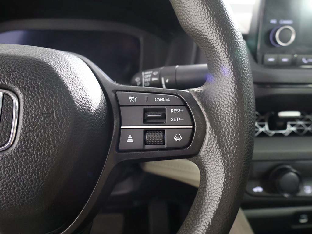 Used 2023 Honda Accord EX image 41