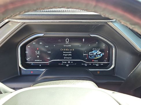 Used 2025 GMC Sierra 3500 Denali w/ Denali Reserve Package image 14