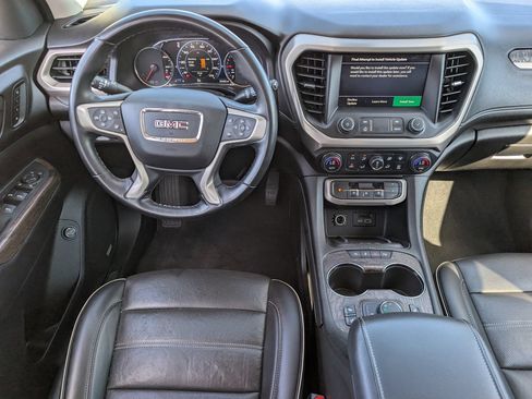 Used 2023 GMC Acadia Denali FWD image 9