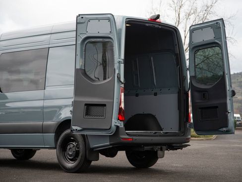 New 2026 Mercedes-Benz Sprinter 2500 image 10