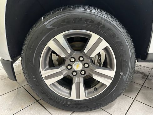 Used 2018 Chevrolet Colorado W/T w/ Custom Special Edition image 16