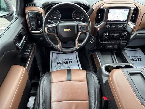 Certified 2021 Chevrolet Silverado 1500 High Country w/ LPO, Dark Essentials Package image 20