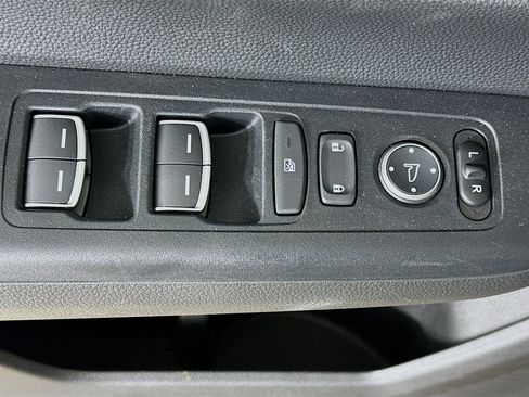Used 2025 Honda CR-V EX-L image 15