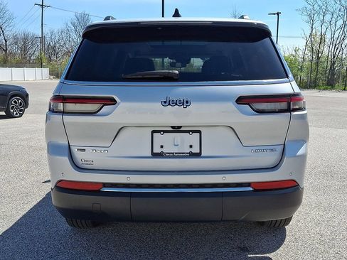 Used 2022 Jeep Grand Cherokee L Limited image 8