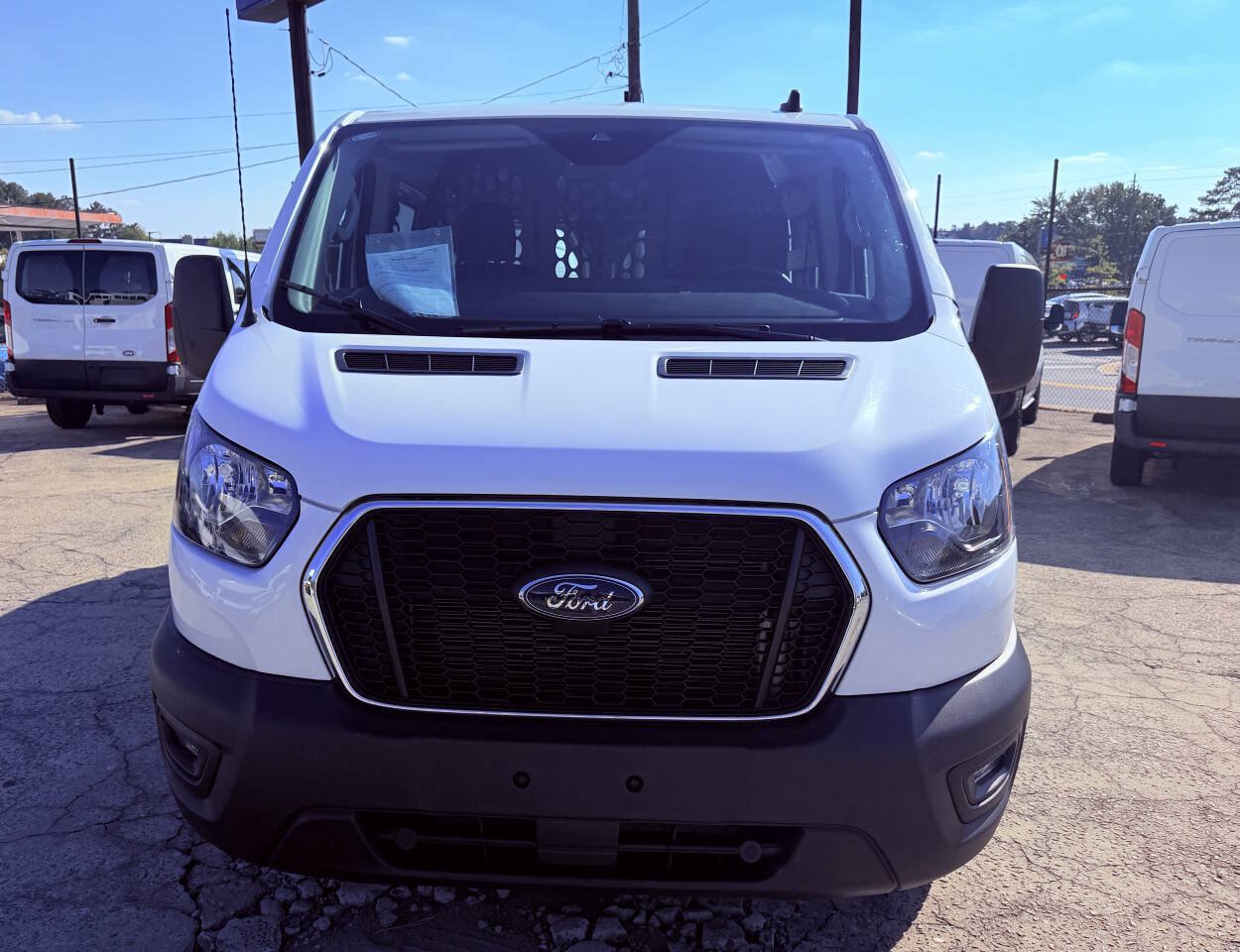 Used 2025 Ford Transit 250 Low Roof w/ Exterior Upgrade Package RWD image 2
