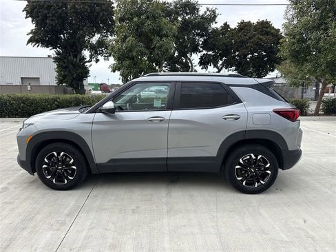 Used 2023 Chevrolet TrailBlazer LT w/ Convenience Package image 6