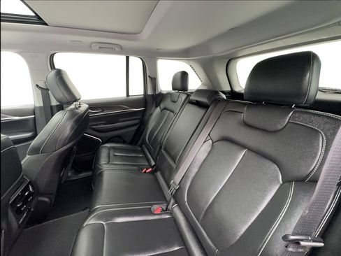 Used 2024 Jeep Grand Cherokee Limited 4xe AWD/4WD image 25