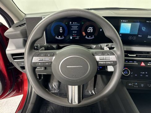 Used 2024 Hyundai Sonata SEL FWD image 11