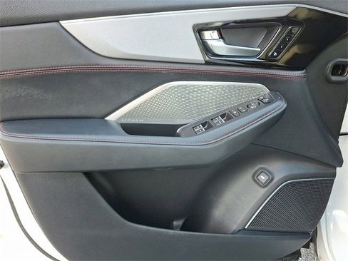 Used 2023 Acura MDX A-Spec image 12