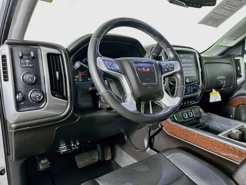Used 2018 GMC Sierra 1500 SLT AWD/4WD image 10