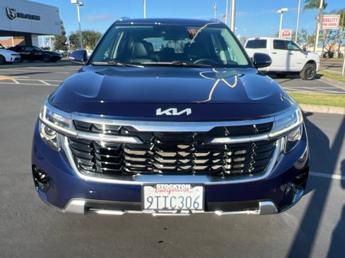 Used 2024 Kia Seltos EX AWD/4WD image 8